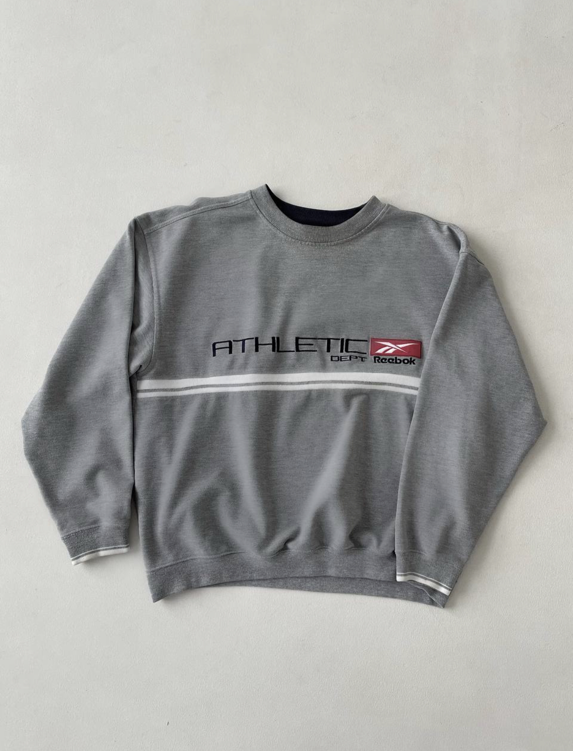 Reebok vintage gray sweatshirt